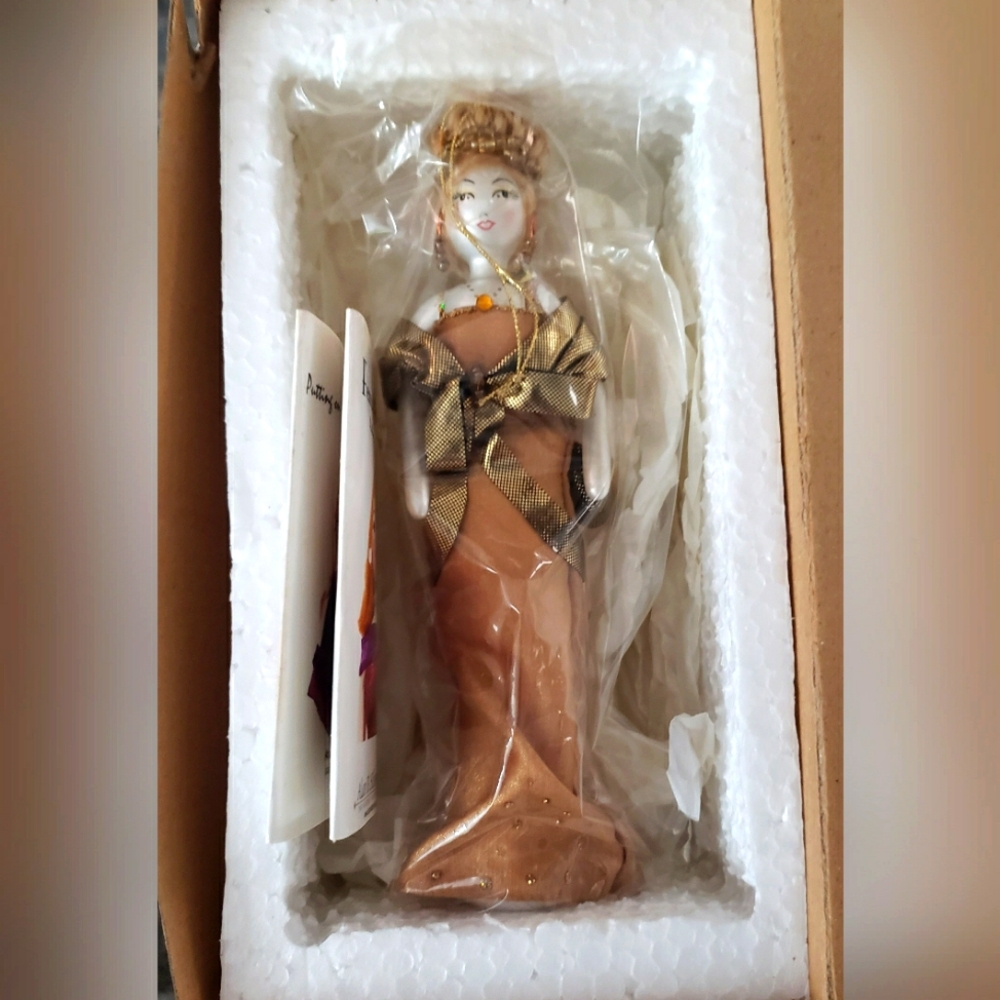 Vintage Alan B Silverstone Guest Of Honor 8" Ornament